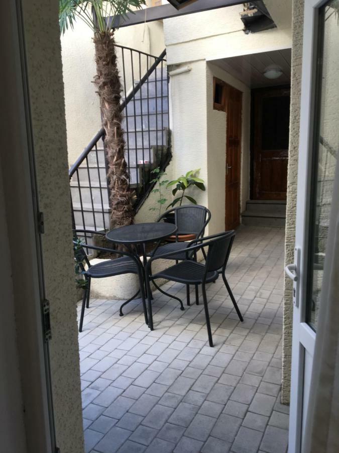 شقة 10 Shindisi Street,تبليسي المظهر الخارجي الصورة